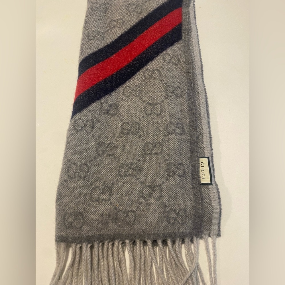 100% Authentic Gucci Scarf